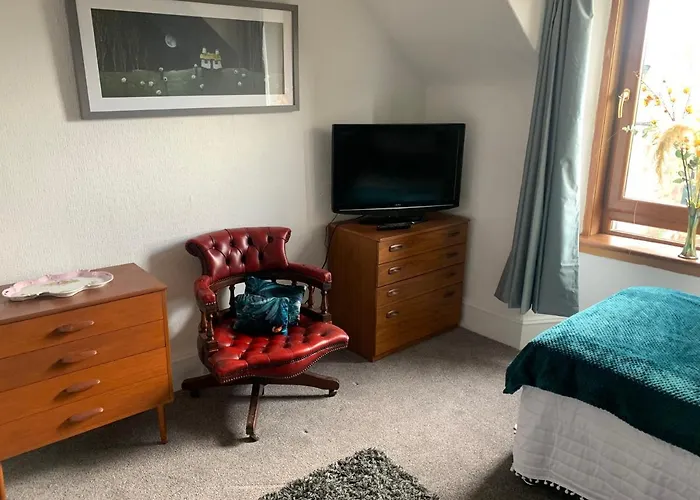 Spacious Villa 5 Mins From Nature Reserve And Town