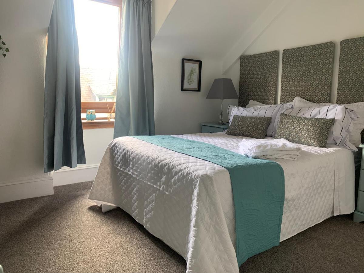 Spacious 5 Mins From Nature Reserve And Town Villa
